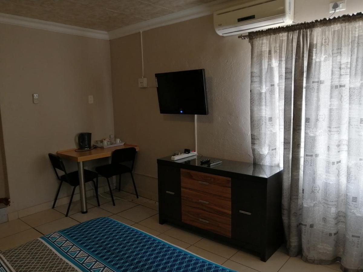 Tropical Paradise Guest House Mbombela Eksteriør bilde